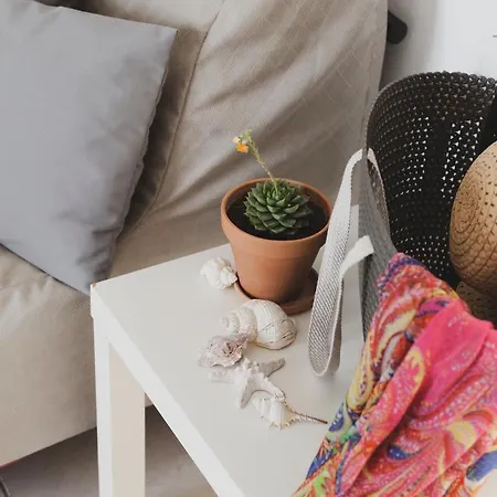 Roditsa Patritsia Aparthotel Polychrono