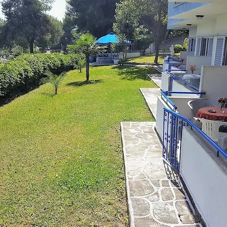 Roditsa Patritsia Aparthotel