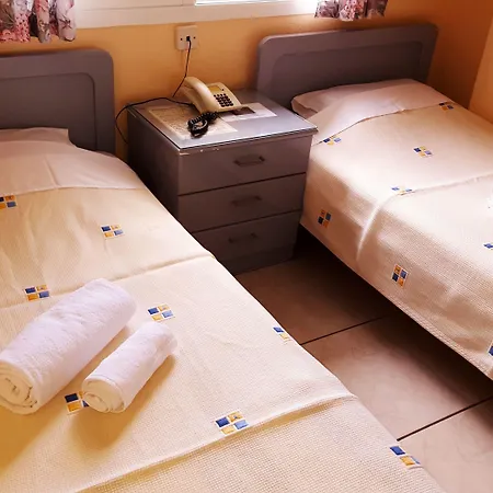 Roditsa Patritsia 3* Polychrono