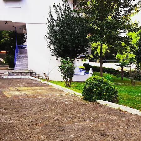 Roditsa Patritsia Polychrono