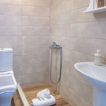 Roditsa Patritsia Lägenhetshotell 3*