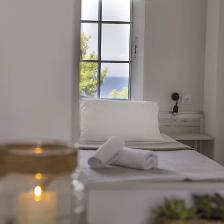 Roditsa Patritsia Polychrono