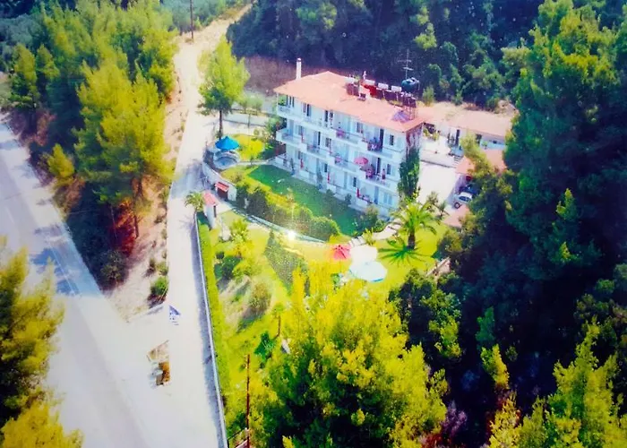 Roditsa Patritsia 3*