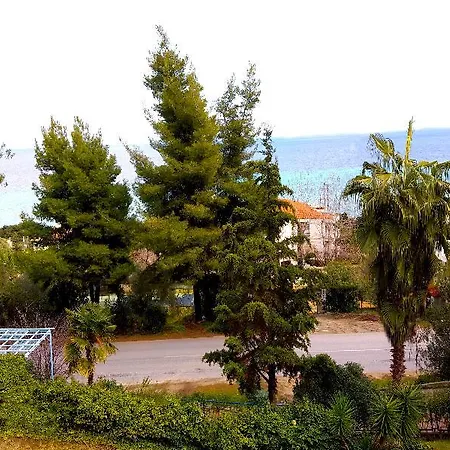 Aparthotel Roditsa Patritsia 3*