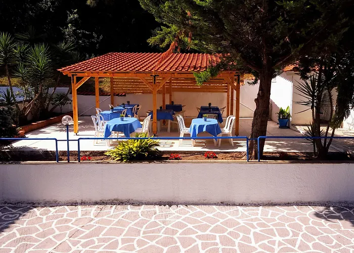 Roditsa Patritsia 3* Polychrono