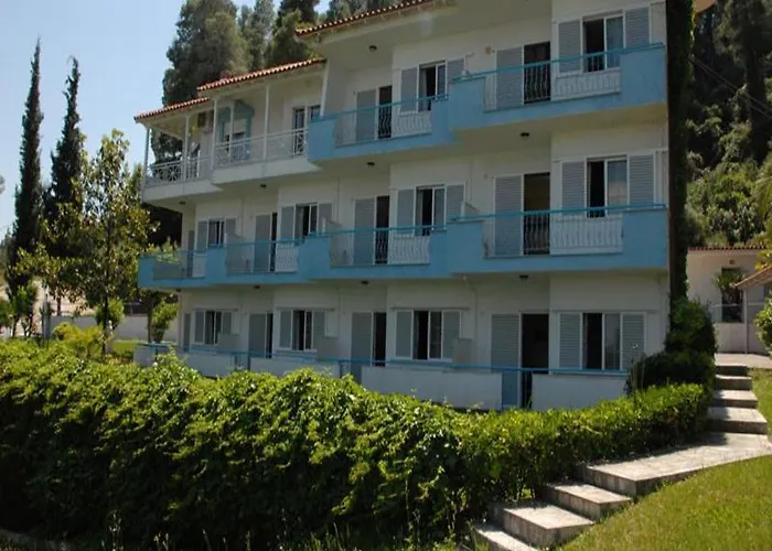 Apart Otel Roditsa Patritsia 3*
