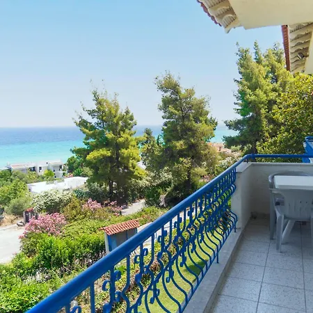 Roditsa Patritsia 3* ポリフロノ