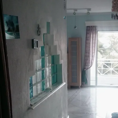 Roditsa Patritsia 3*