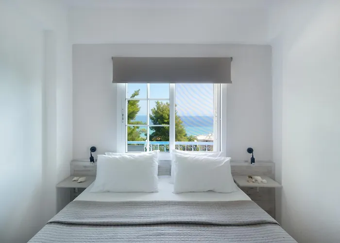 Roditsa Patritsia Apart Otel