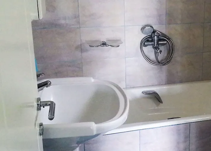 Roditsa Patritsia Apart Otel 3*